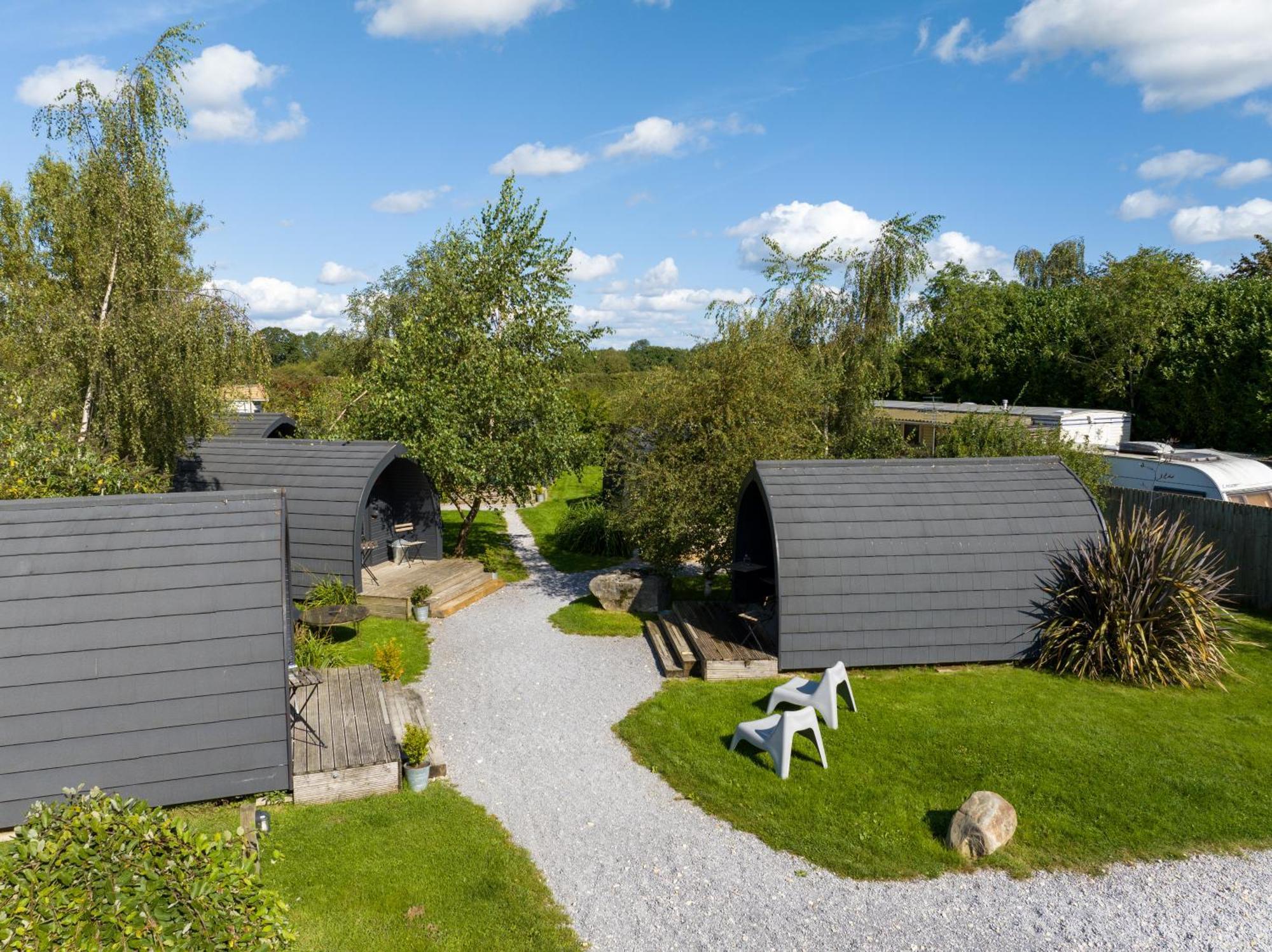 The Little Hide - Adult Only Camping Pods Wigginton  Экстерьер фото