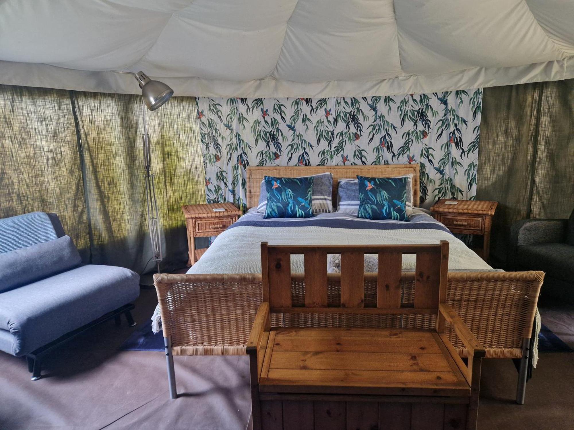 The Little Hide - Adult Only Camping Pods Wigginton  Экстерьер фото